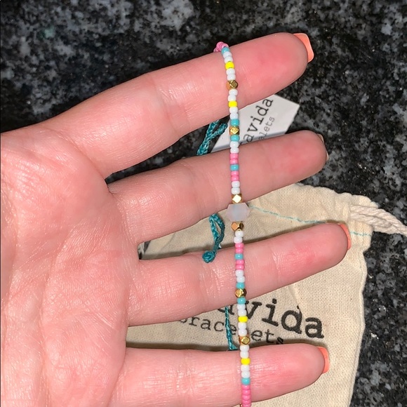 NWT pura vida beaded bracelet - Picture 3 of 3